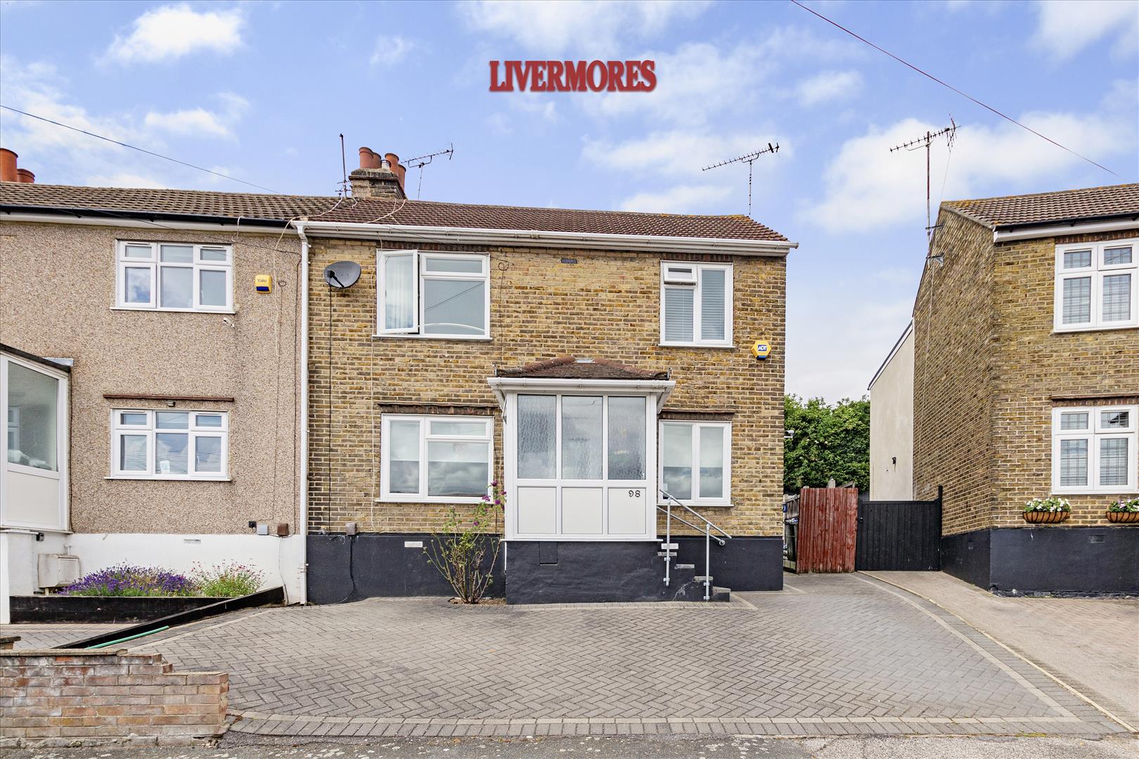 Green Walk, Crayford, Kent.